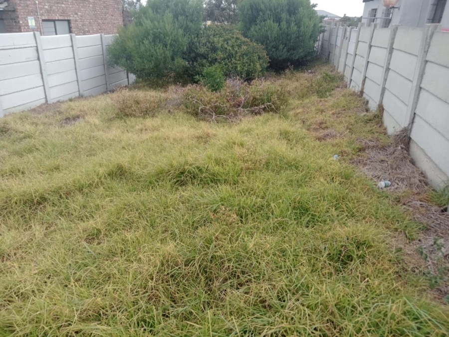 Commercial Property for Sale in Wavecrest Eastern Cape